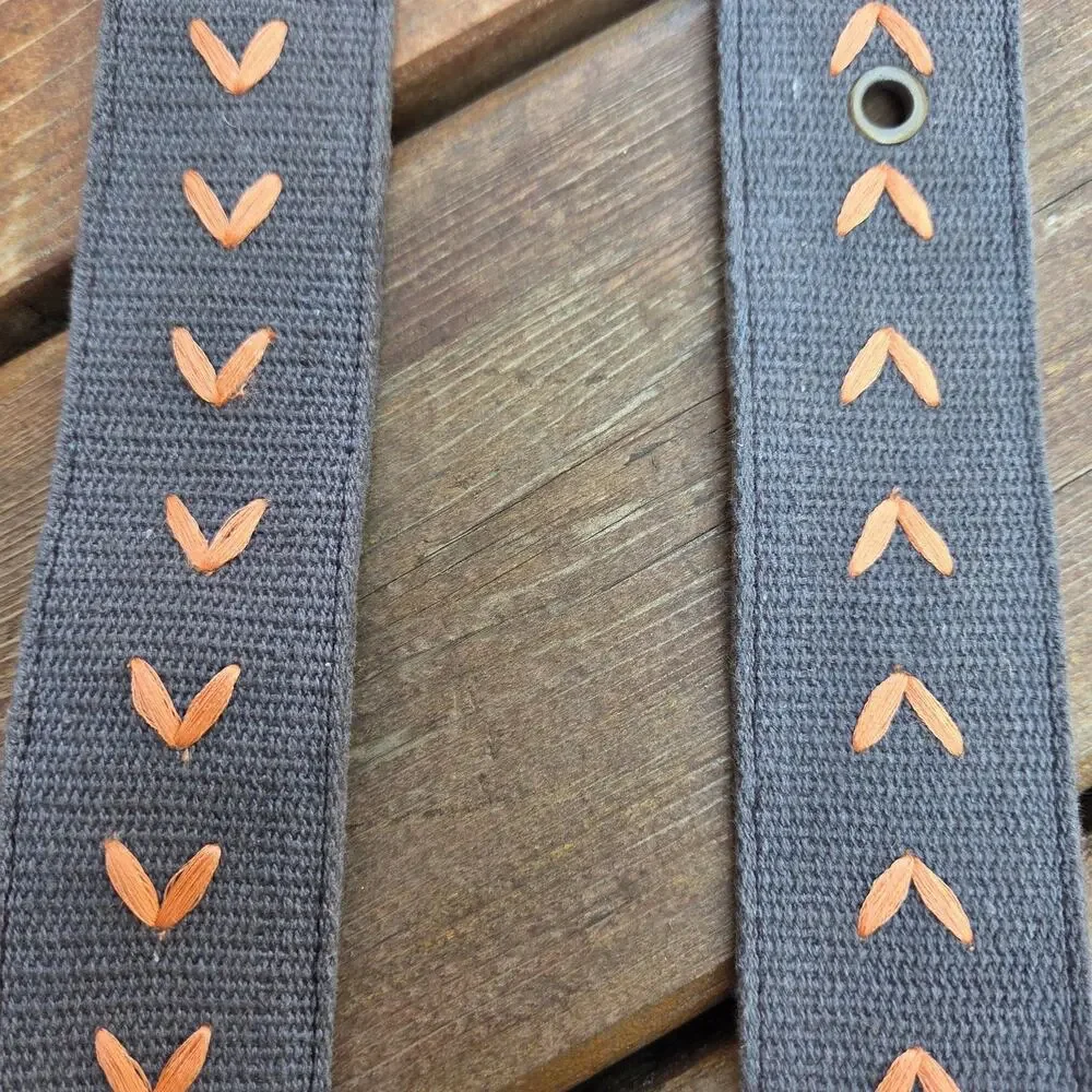 Anthropologie Style Cotton Web Belt XS S Gray Coral Embroidered Chevron Brass